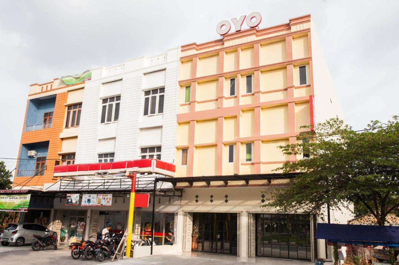 Oyo 2361 Hotel Winston Glugur Dış mekan fotoğraf