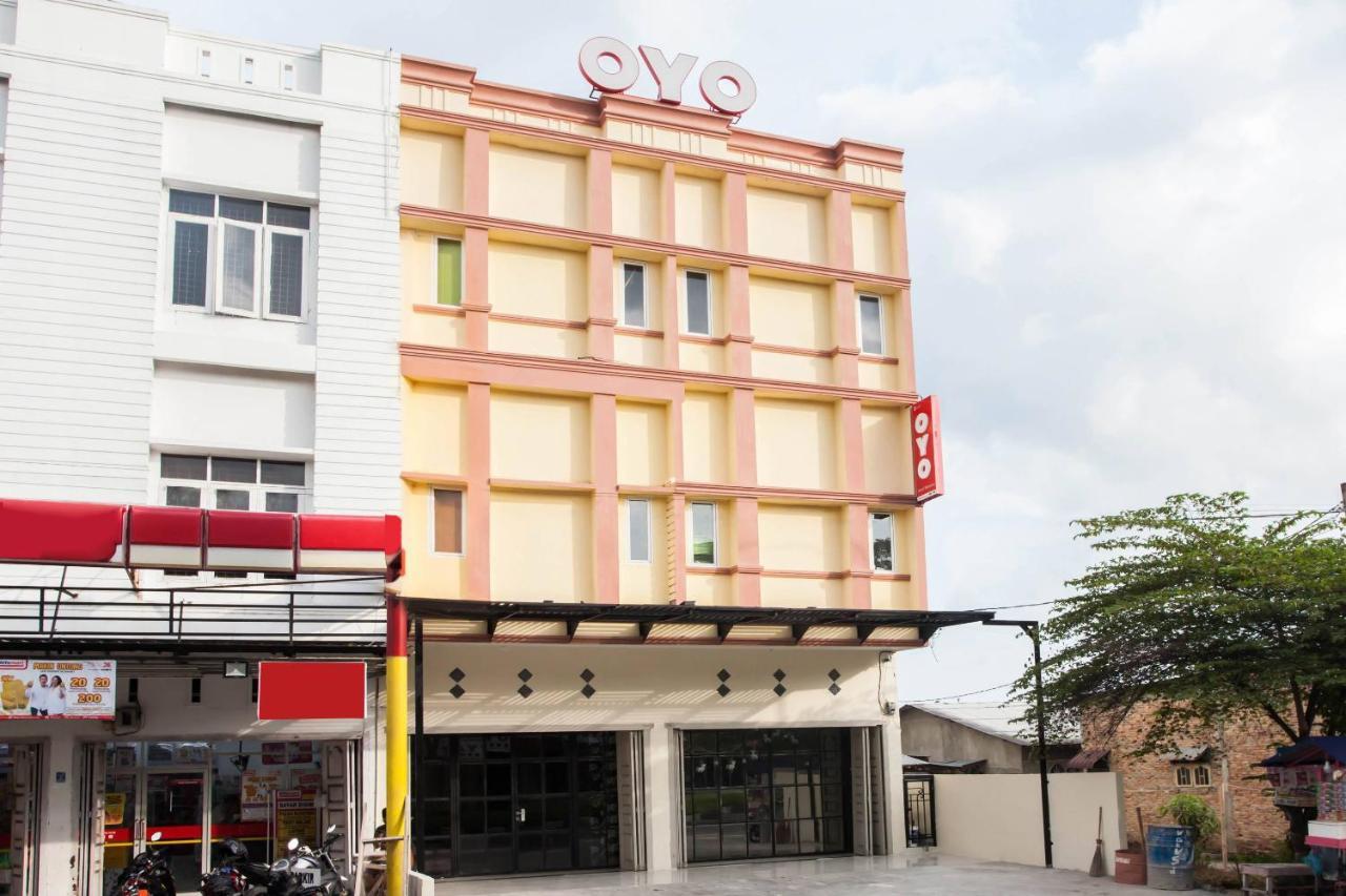 Oyo 2361 Hotel Winston Glugur Dış mekan fotoğraf