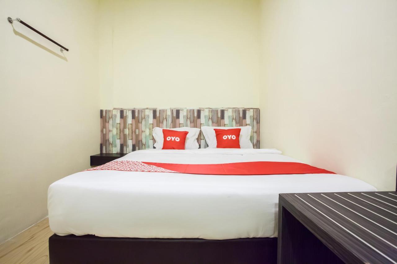 Oyo 2361 Hotel Winston Glugur Dış mekan fotoğraf