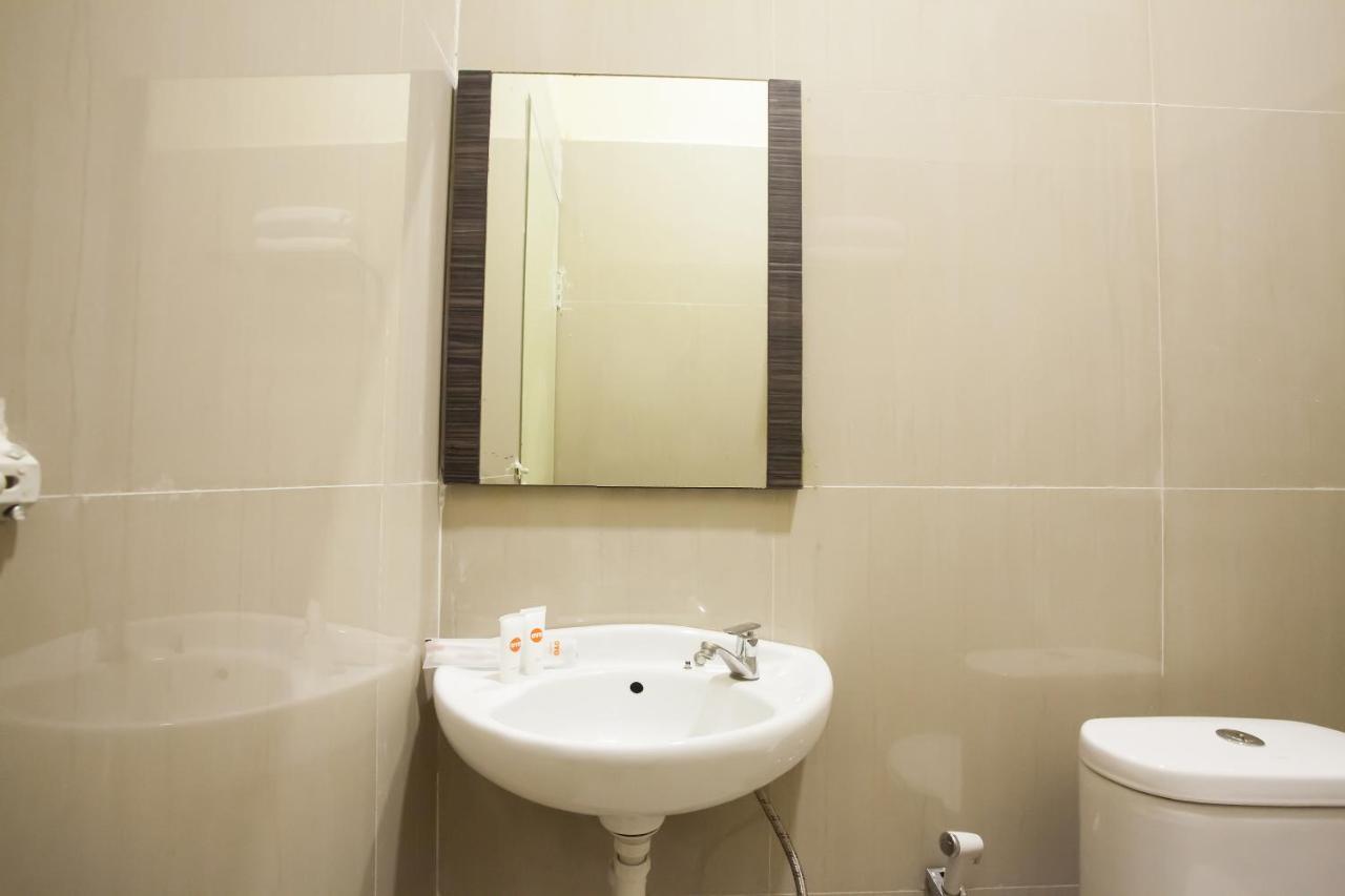 Oyo 2361 Hotel Winston Glugur Dış mekan fotoğraf
